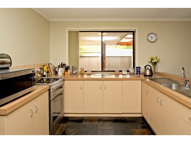 6 Dulcet Close, Aberfoyle Park SA 5159