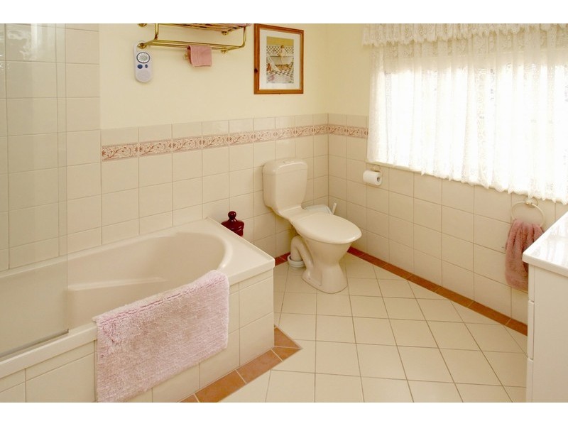 6 Dulcet Close, Aberfoyle Park SA 5159