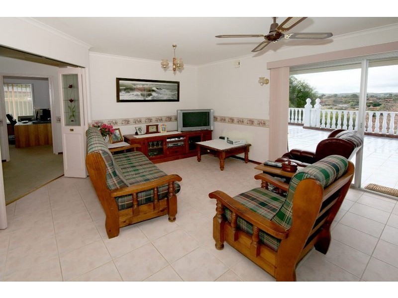 561 Brodie Road, Huntfield Heights SA 5163