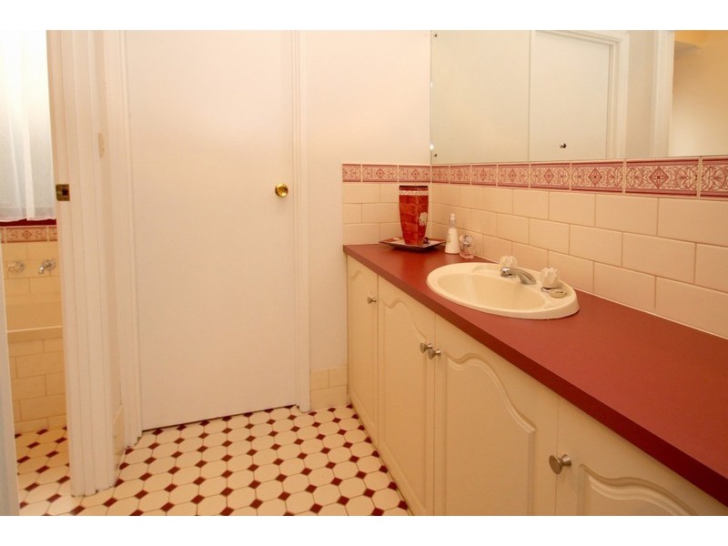 18 Songlark Grove, Flagstaff Hill SA 5159