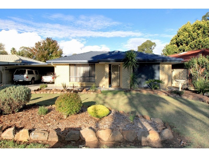 15 Jade Crescent, Happy Valley SA 5159