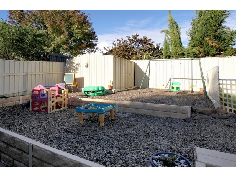 15 Jade Crescent, Happy Valley SA 5159