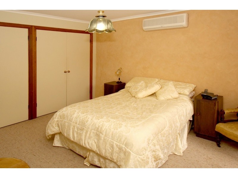 2 Kyre Street, Aberfoyle Park SA 5159