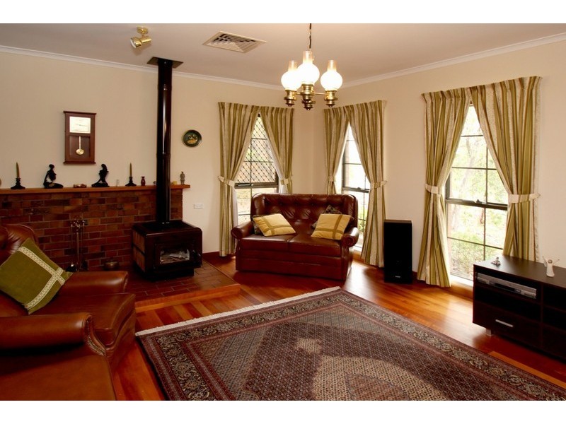 8 Lovely Valley Road, Flagstaff Hill SA 5159