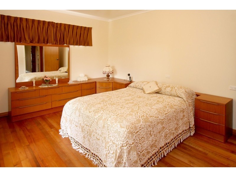 8 Lovely Valley Road, Flagstaff Hill SA 5159