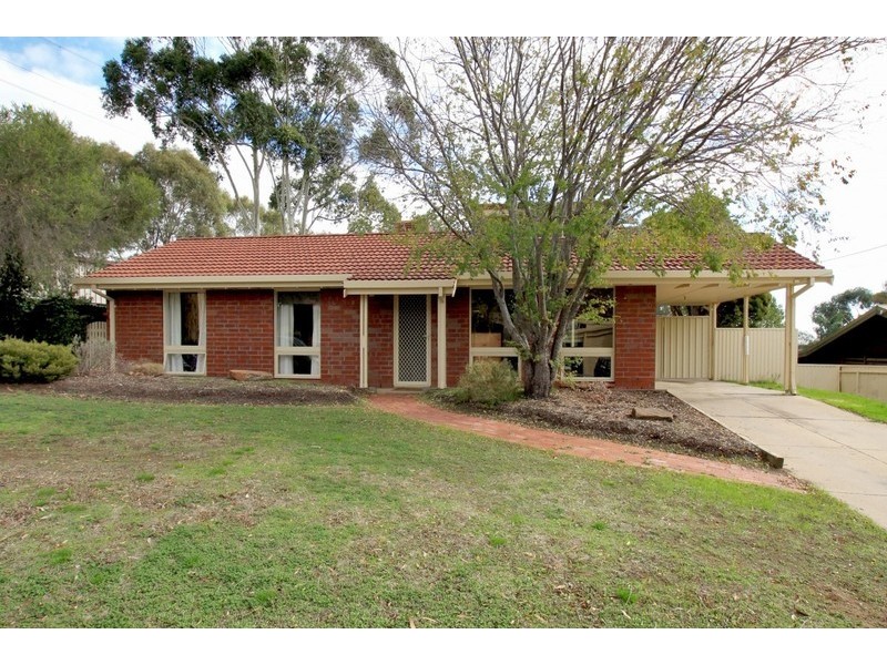 6 Jade Crescent, Aberfoyle Park SA 5159