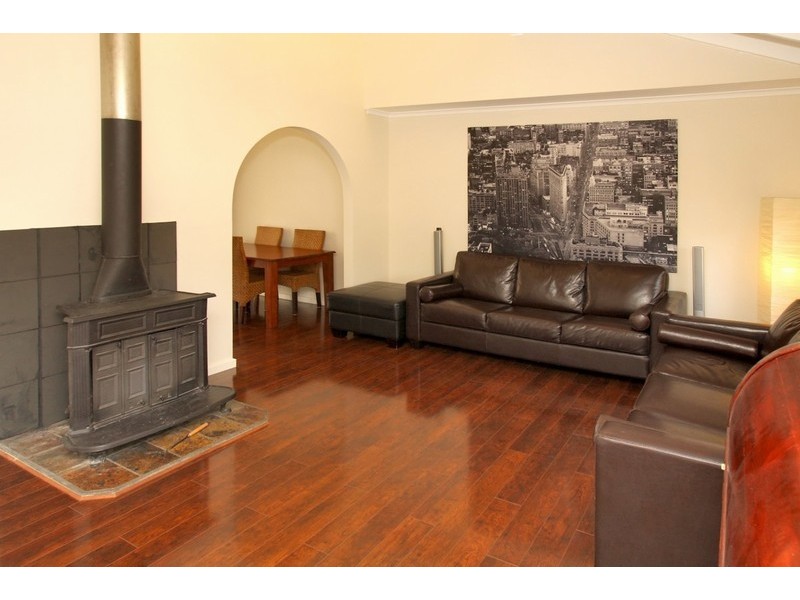 6 Jade Crescent, Aberfoyle Park SA 5159