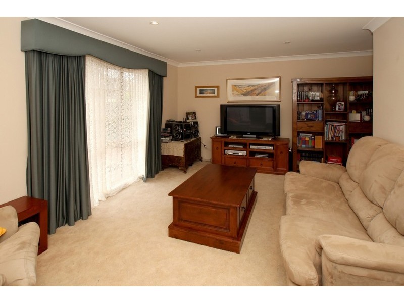 18 Cranbourne Drvie, O’halloran Hill SA 5158