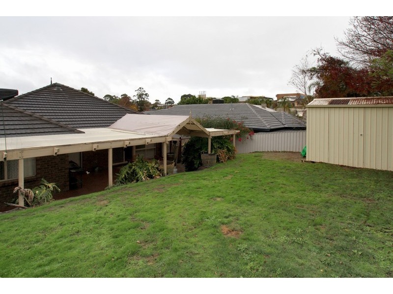 18 Cranbourne Drvie, O’halloran Hill SA 5158