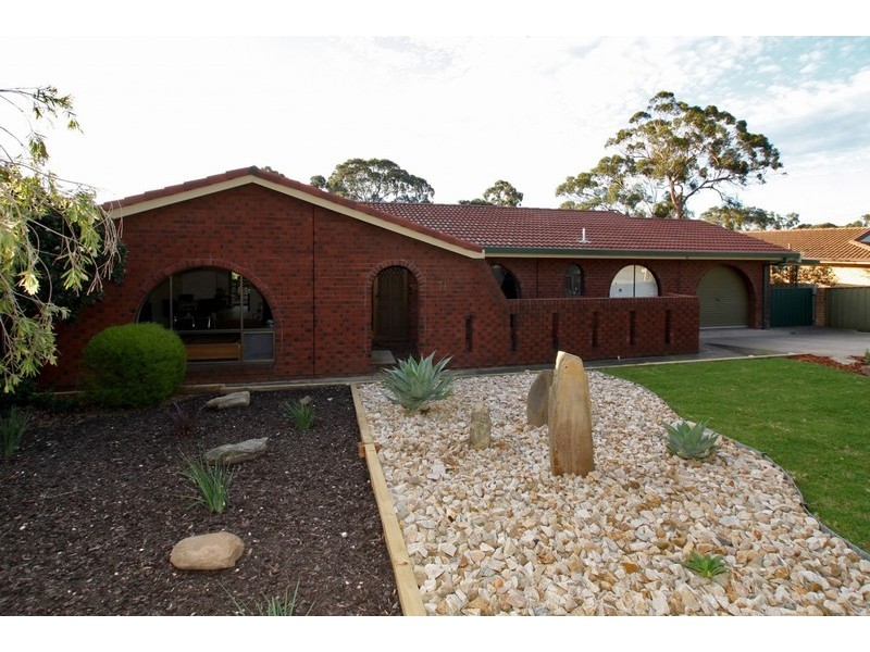 71 Black Road, Flagstaff Hill SA 5159
