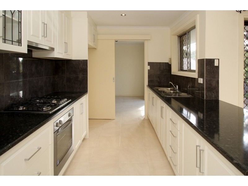 7 Jade Crescent, Aberfoyle Park SA 5159