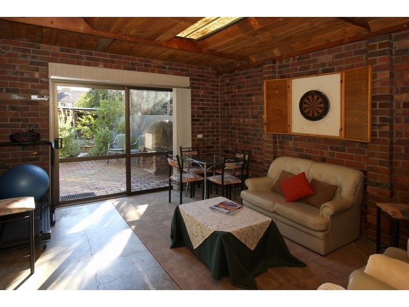 8 Sunvalley Road, O’halloran Hill SA 5158