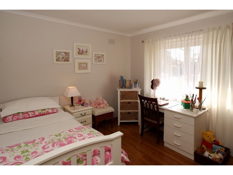 8 Stone Road, Happy Valley SA 5159