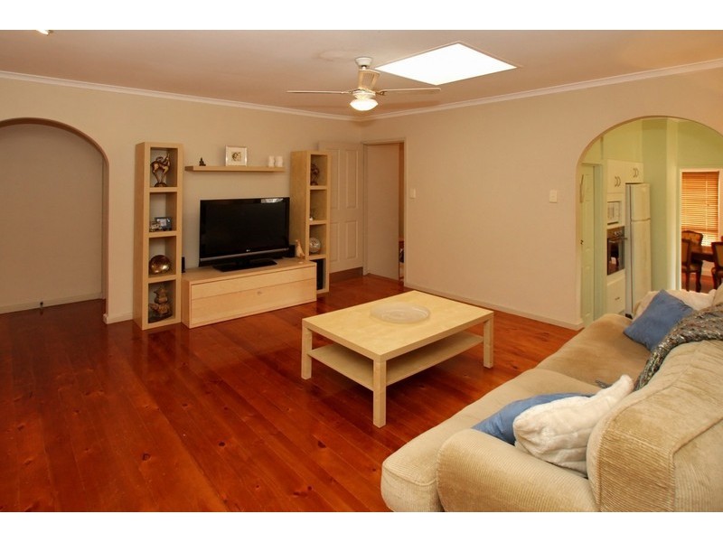 1 Orissa Court, Flagstaff Hill SA 5159