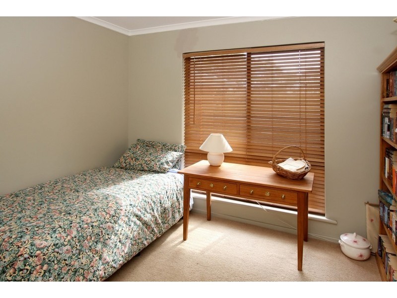 1 Orissa Court, Flagstaff Hill SA 5159