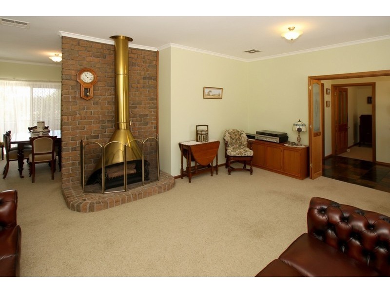 26 Vincent Boulevard, Flagstaff Hill SA 5159