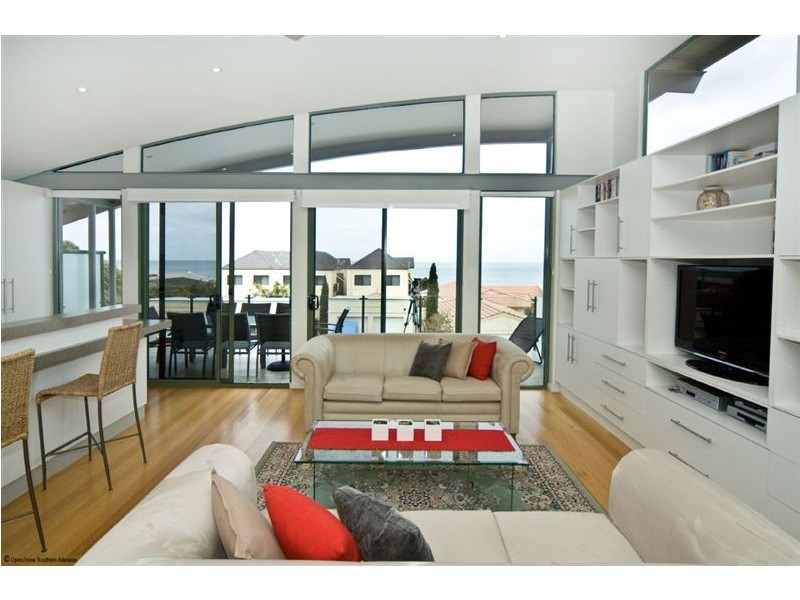 7 Marine Avenue, Hallett Cove SA 5158