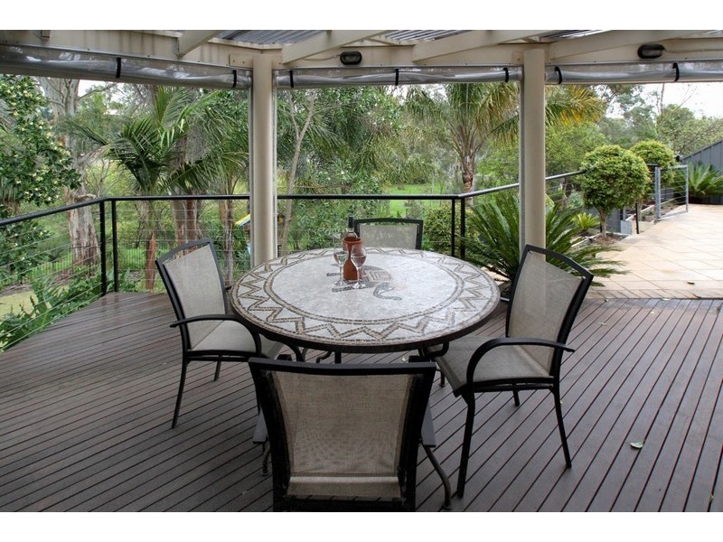 17 Brabham Grove, Aberfoyle Park SA 5159