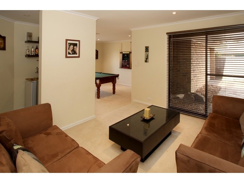 10 Swallow Drive, Flagstaff Hill SA 5159