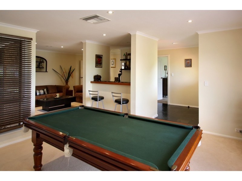 10 Swallow Drive, Flagstaff Hill SA 5159