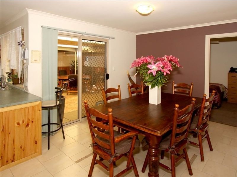 17 Trinity Road, Morphett Vale SA 5162