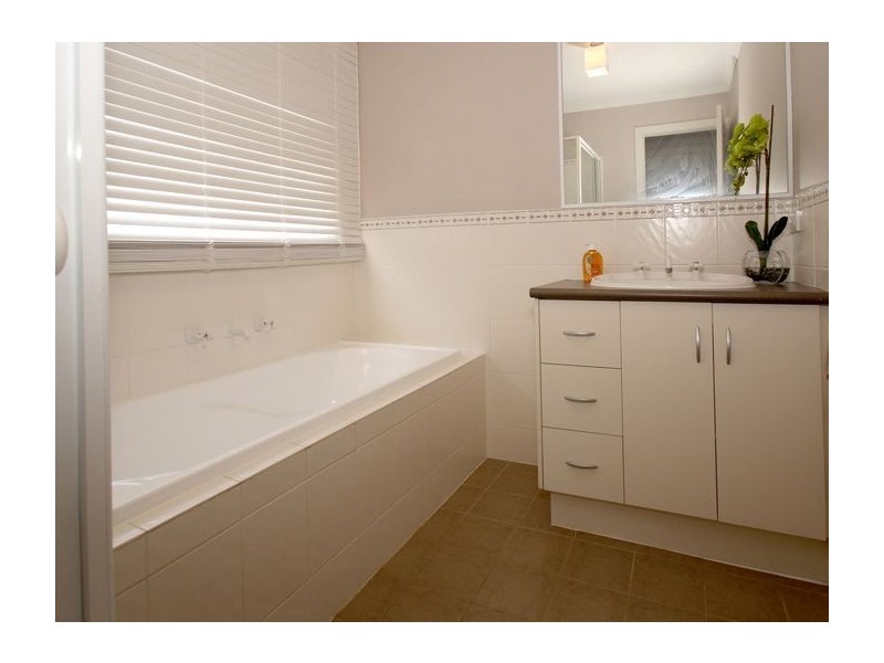 9 Newfield Drive, Reynella SA 5161