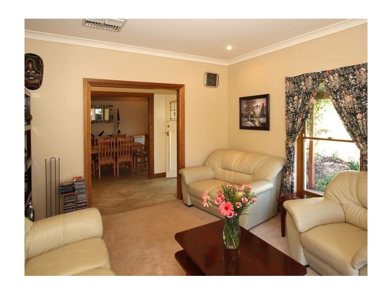 5 Blue Spruce Court, Aberfoyle Park SA 5159