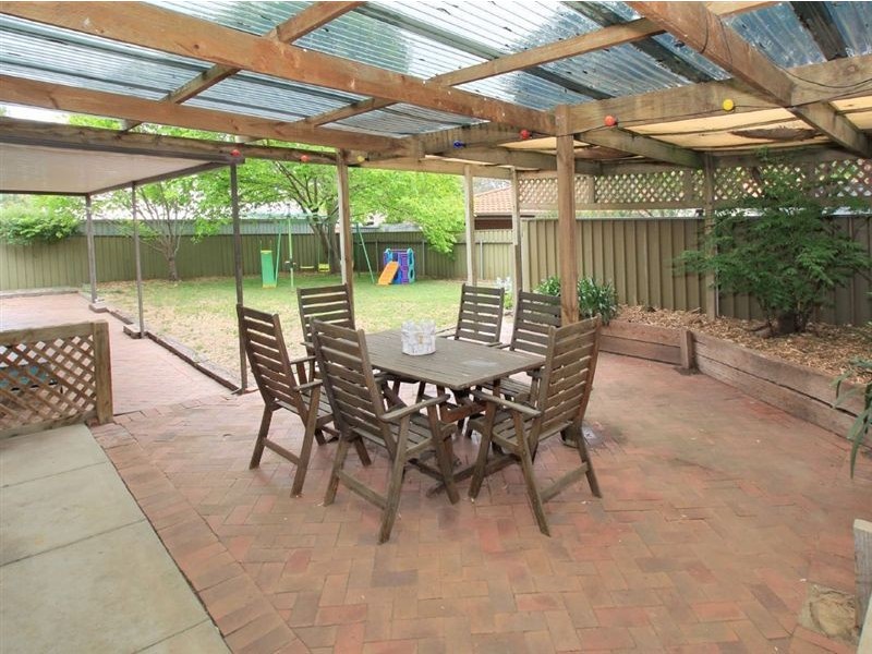 37 Jordan Avenue, Happy Valley SA 5159