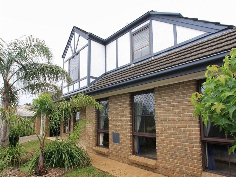 53 Tania Drive, Aberfoyle Park SA 5159