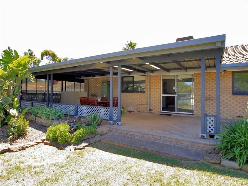 12 Dridan Crescent, Trott Park SA 5158