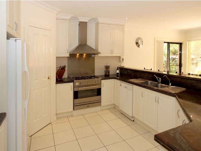 38 Glendale Avenue, Flagstaff Hill SA 5159