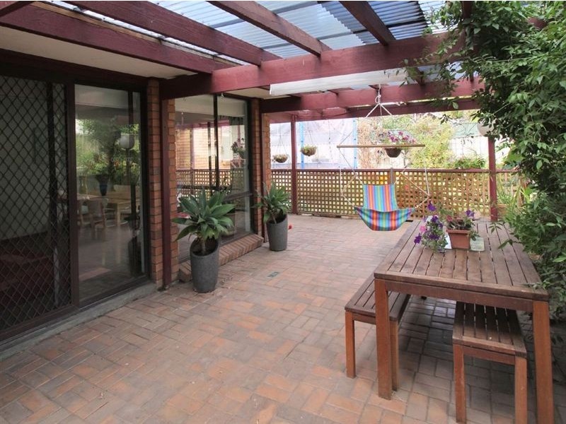 32 Sunnymeade Drive, Aberfoyle Park SA 5159