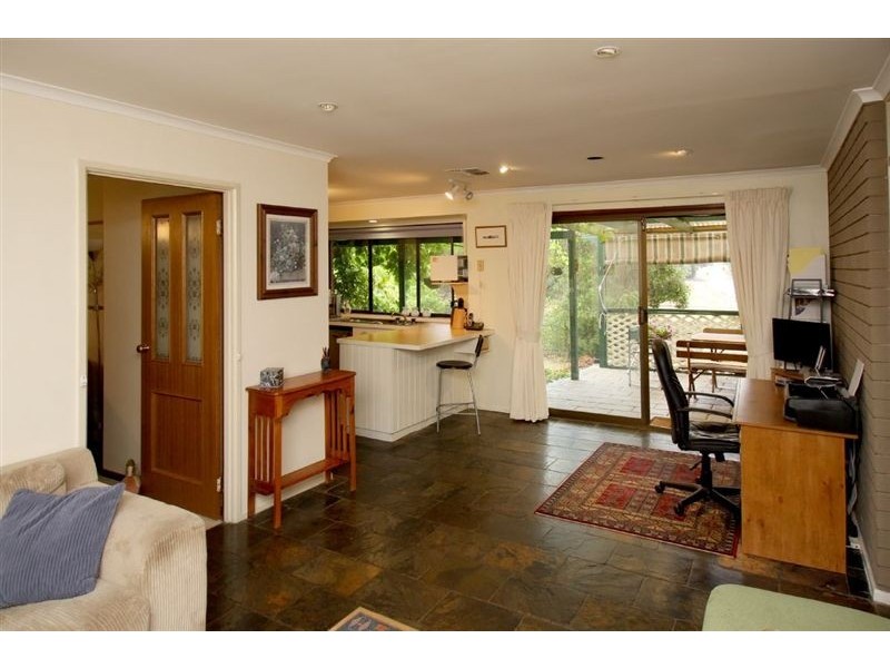 35 Walters Crescent, Aberfoyle Park SA 5159