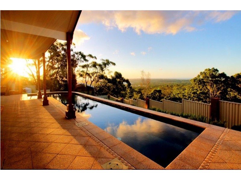 1 Gulfview Drive, Chandlers Hill SA 5159