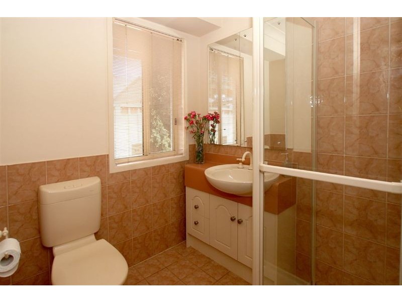 4 Hollyoaks Court, Happy Valley SA 5159