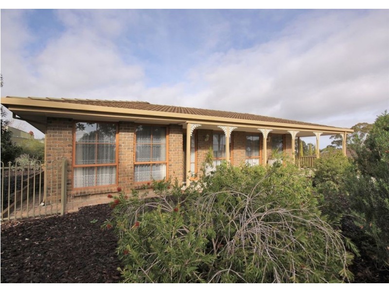 204 Chandlers Hill Road, Happy Valley SA 5159
