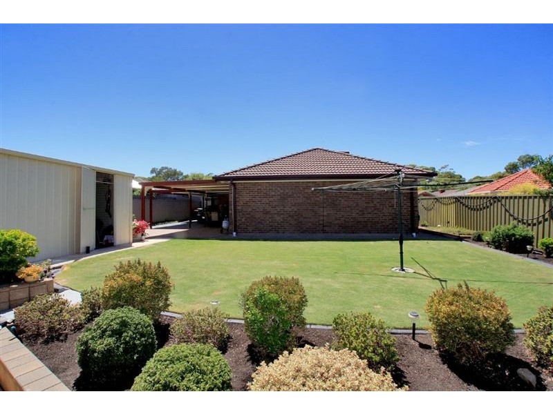 6 McCormack Crescent, Woodcroft SA 5162