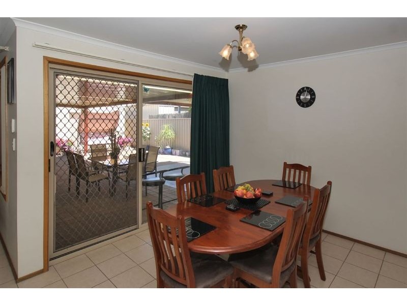 6 McCormack Crescent, Woodcroft SA 5162