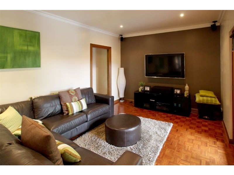 14 Bennett Close, Aberfoyle Park SA 5159