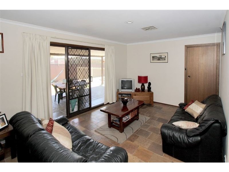 7 Buttercup Grove, Morphett Vale SA 5162