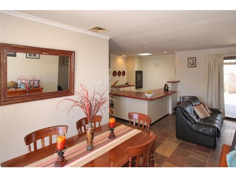 7 Buttercup Grove, Morphett Vale SA 5162