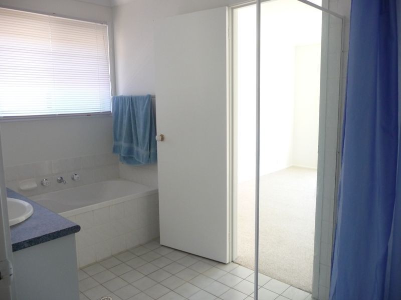18 McCormack Crescent, Woodcroft SA 5162