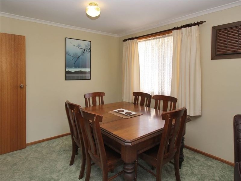 26 Southbound Avenue, Aberfoyle Park SA 5159