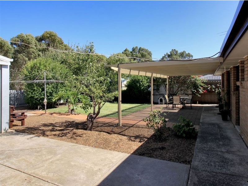 26 Southbound Avenue, Aberfoyle Park SA 5159