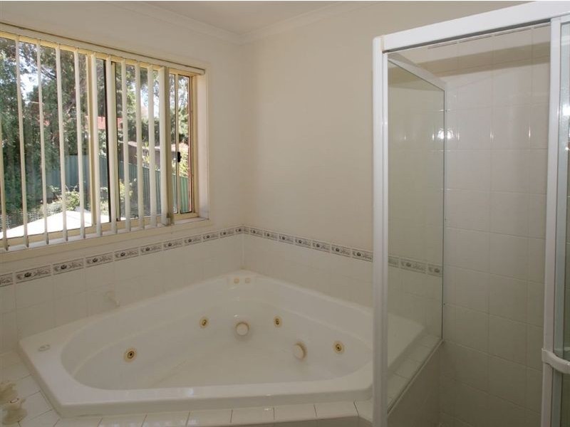 4 Cranbourne Drive, O’halloran Hill SA 5158