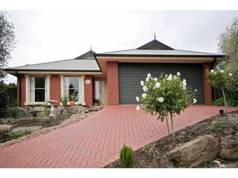 15 Songlark Grove, Flagstaff Hill SA 5159