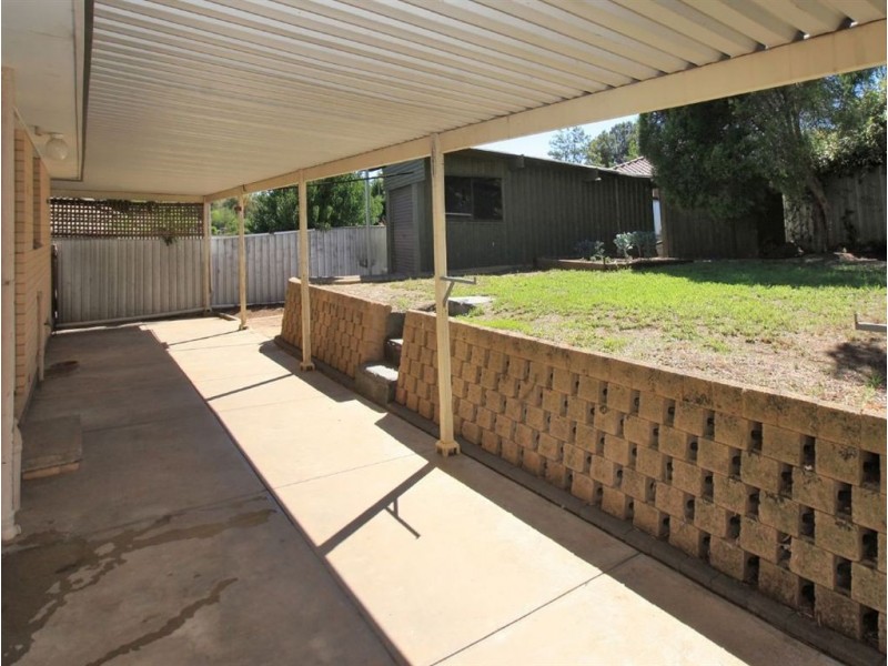 8 Drysdale Drive, Trott Park SA 5158
