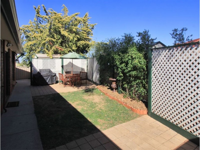 1 Lowry Court, Flagstaff Hill SA 5159