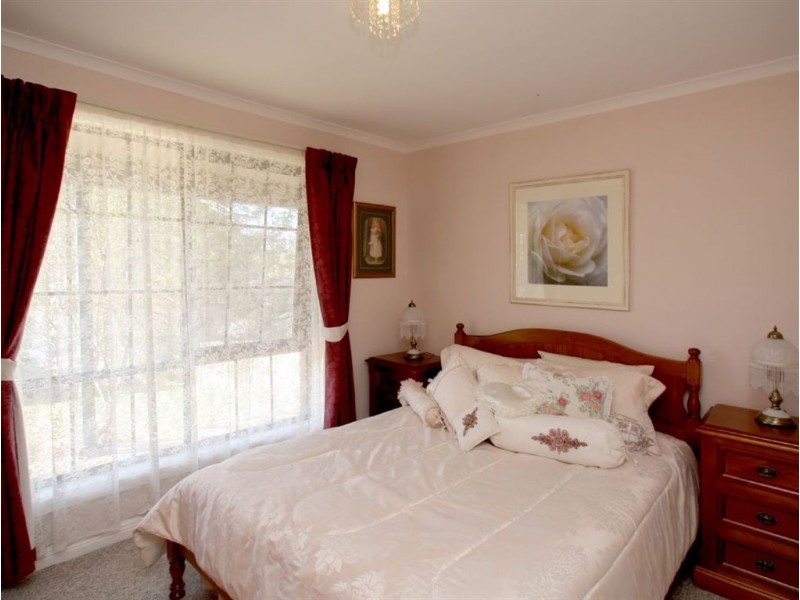 1 Lowry Court, Flagstaff Hill SA 5159