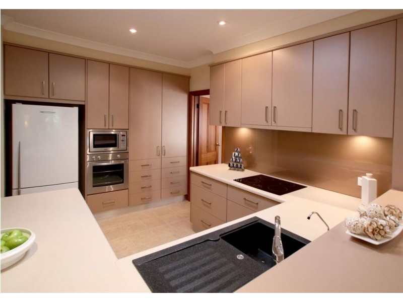 54 Kingfisher Circuit, Flagstaff Hill SA 5159